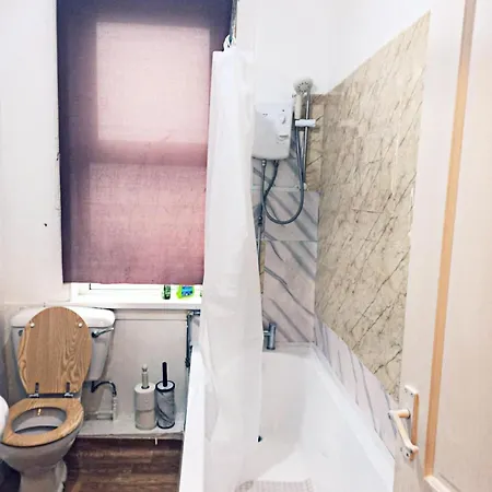 Beautiful 1-bed House In Leeds * Leeds (West Yorkshire)